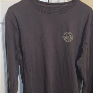 Medium, long-sleeve t-shirt